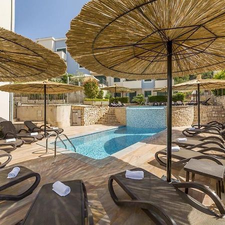 Seaesta Apartment Pool And Beach Слатине Экстерьер фото
